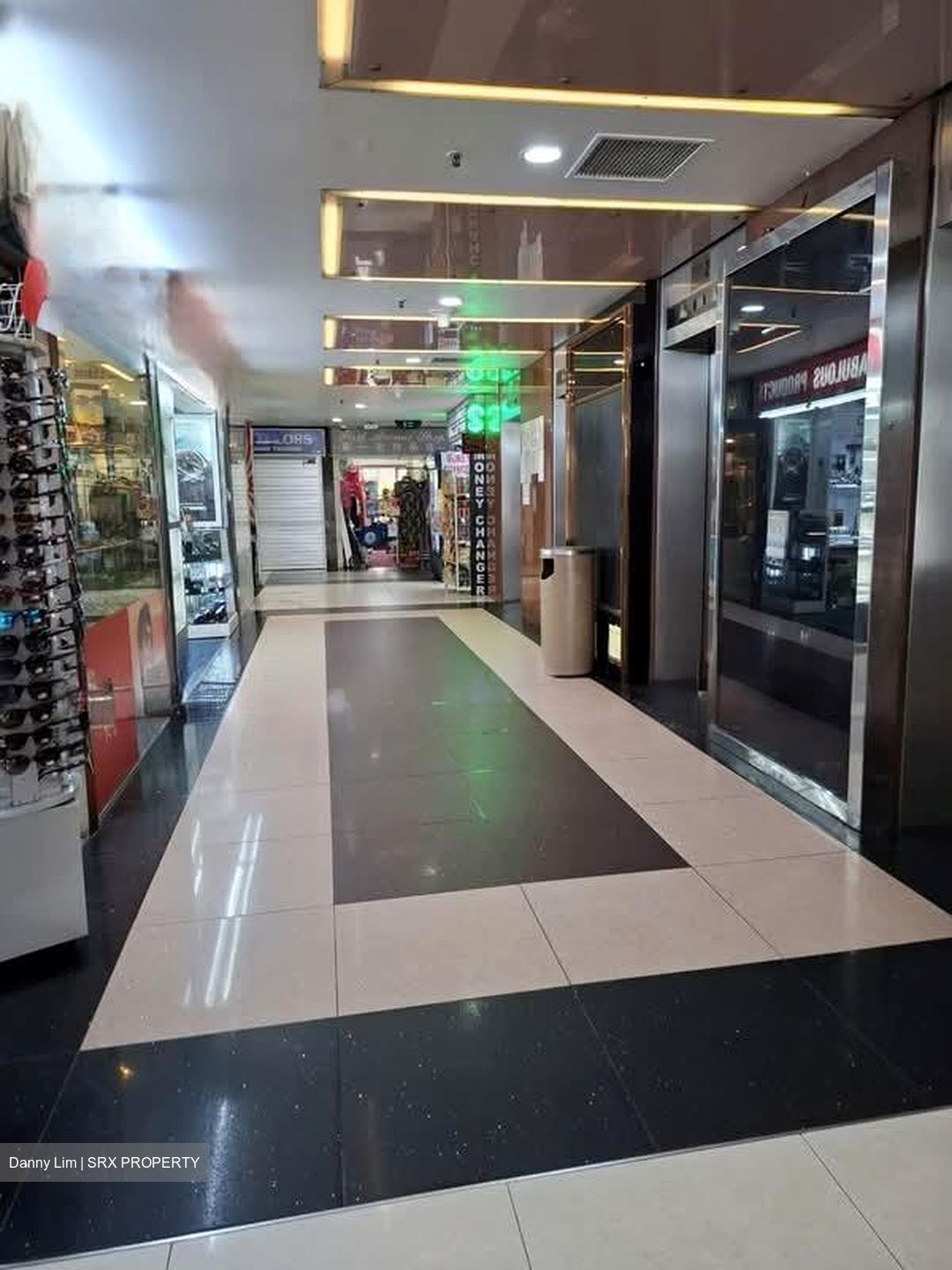 Orchard Plaza (D9), Retail #578555341